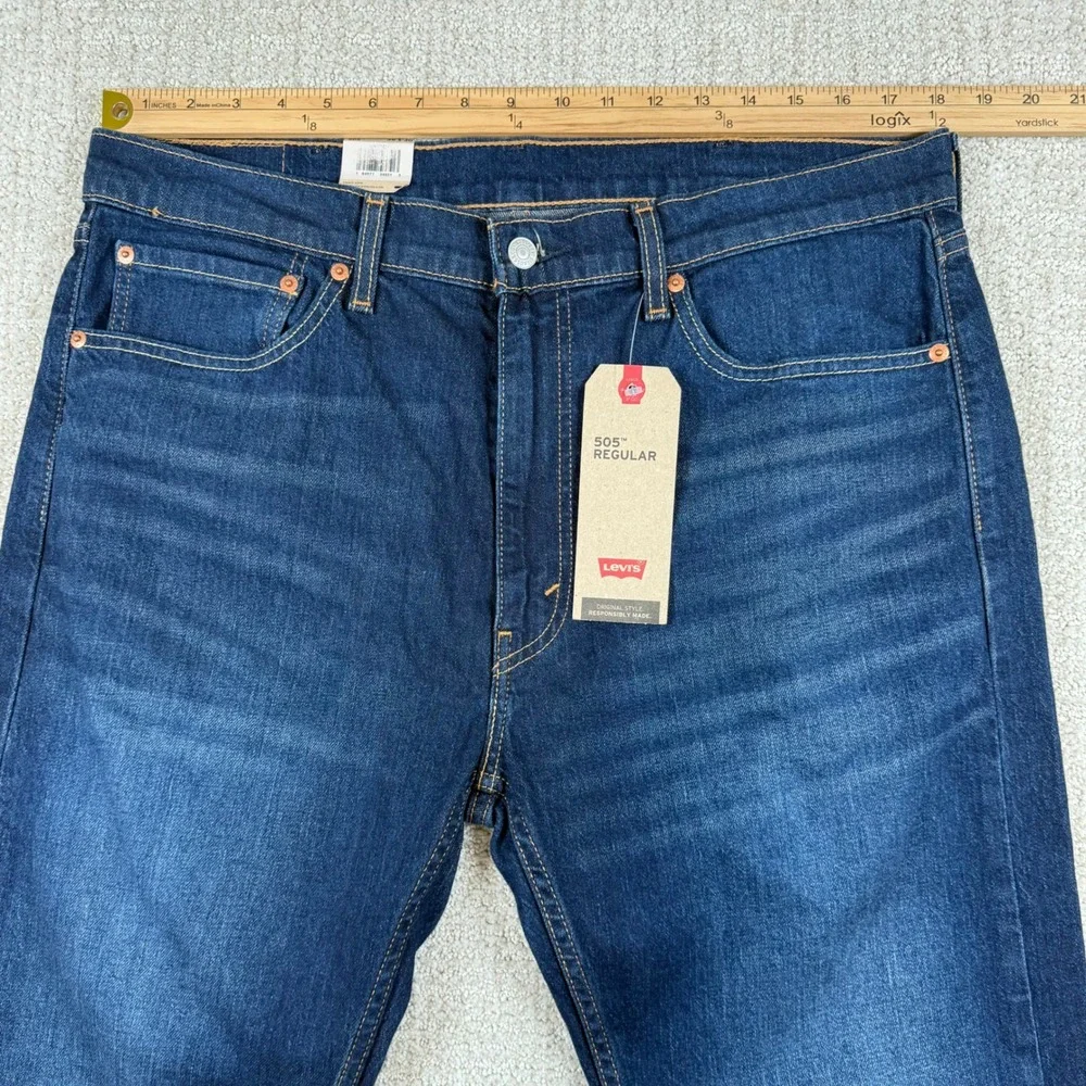 NEW Levi's 505 Men 38x30 (Actual 36x29) Regular Fit Stretch Straight Jeans *Read